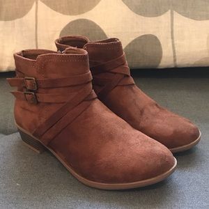 Girls Suede Ankle Booties